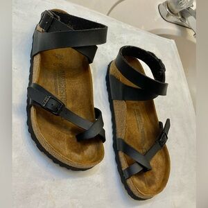 Birkenstock YARA braided sandals women/girls Size 5 , great condition perfect